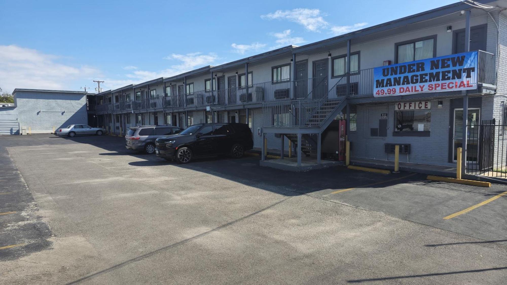 Super 7 Inn By Oyo San Antonio Nw Medical Center Экстерьер фото