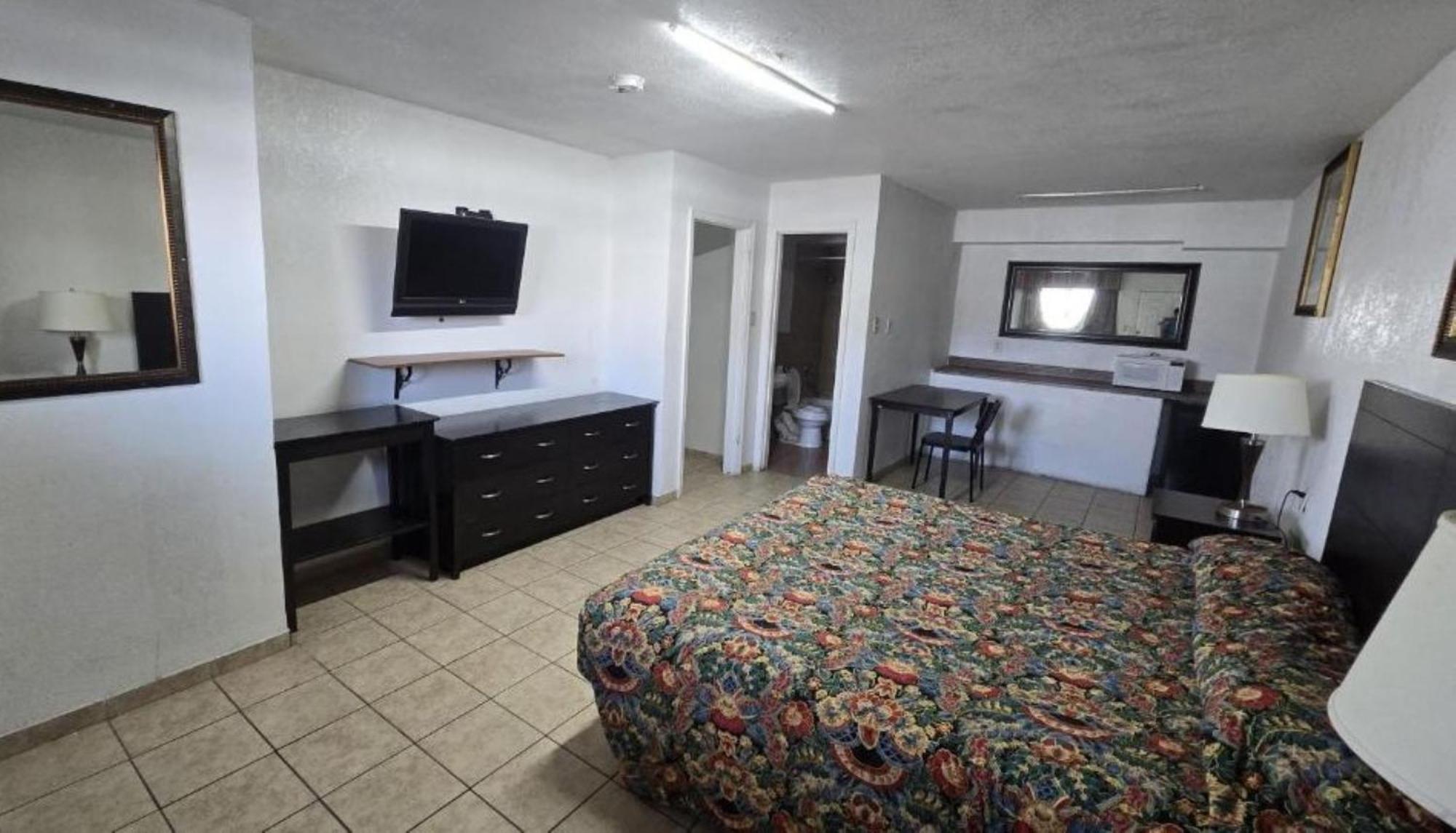 Super 7 Inn By Oyo San Antonio Nw Medical Center Экстерьер фото